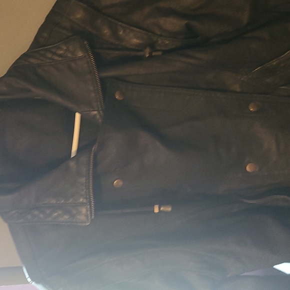 Jacket - Picture 2 of 6